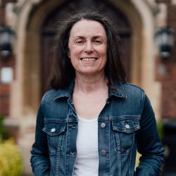 Prof Clare Bryant